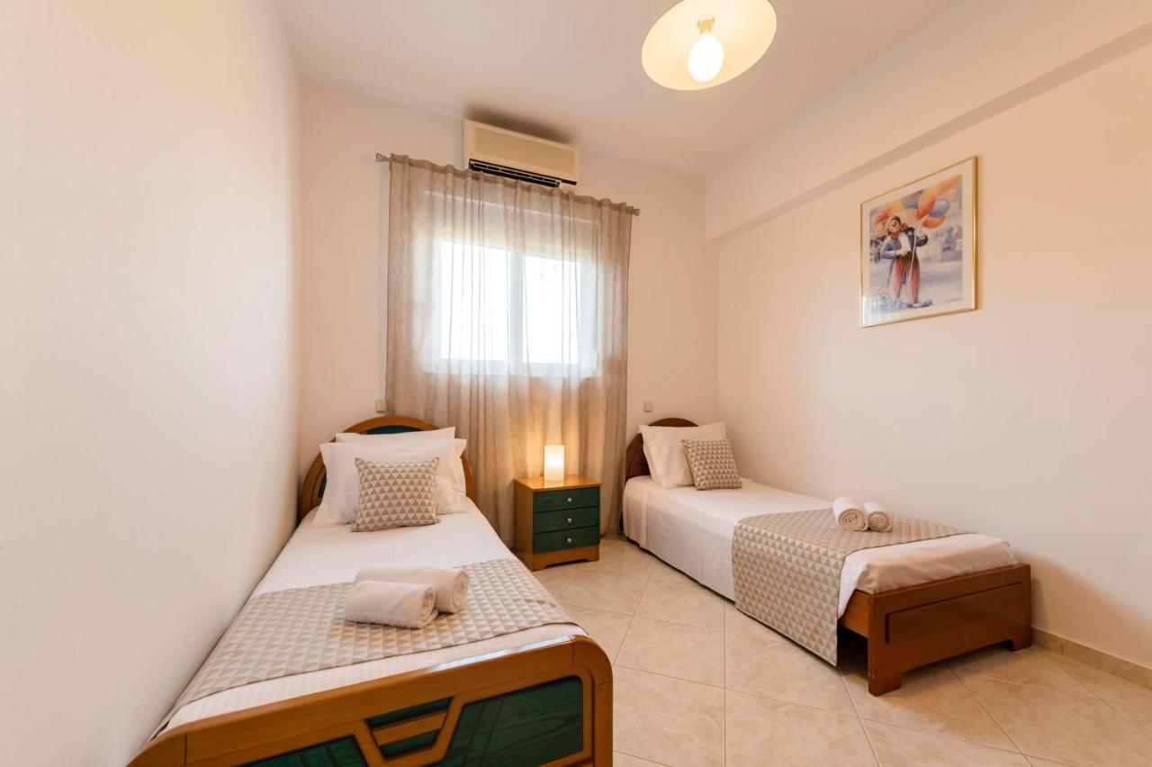 Willa Reni Garden House Afandu Zewnętrze zdjęcie